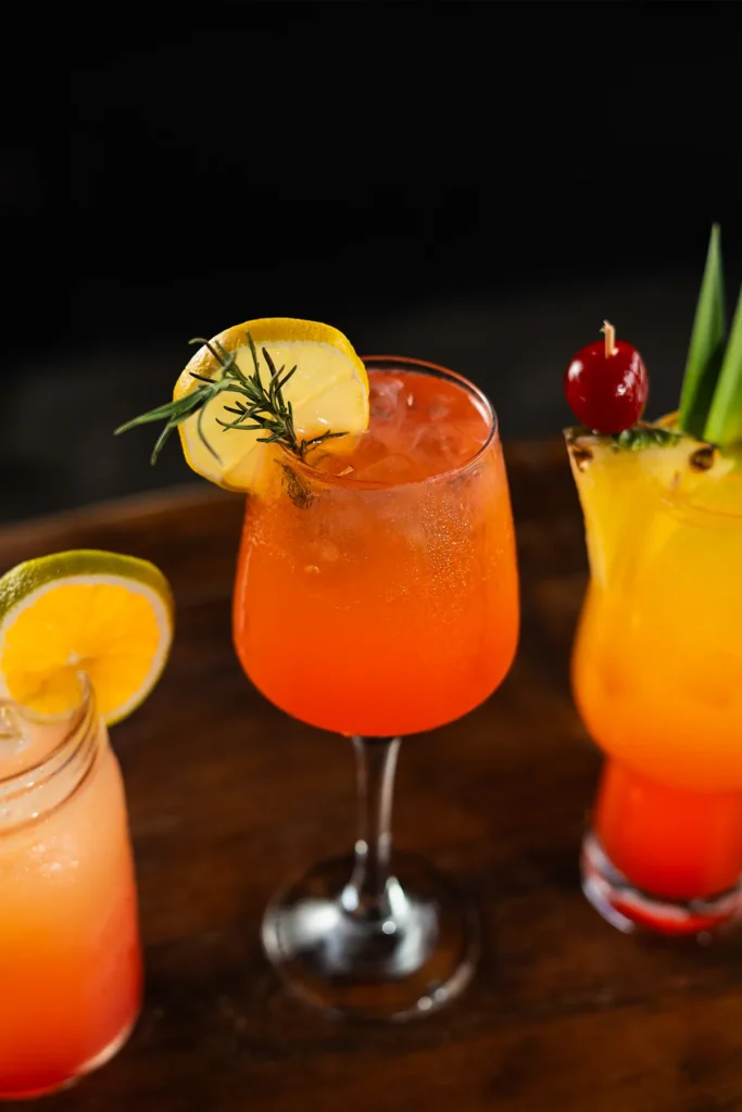 home-banner-food-drinks-the-hive-cocktails